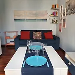 Blue Retreat M4 Milano